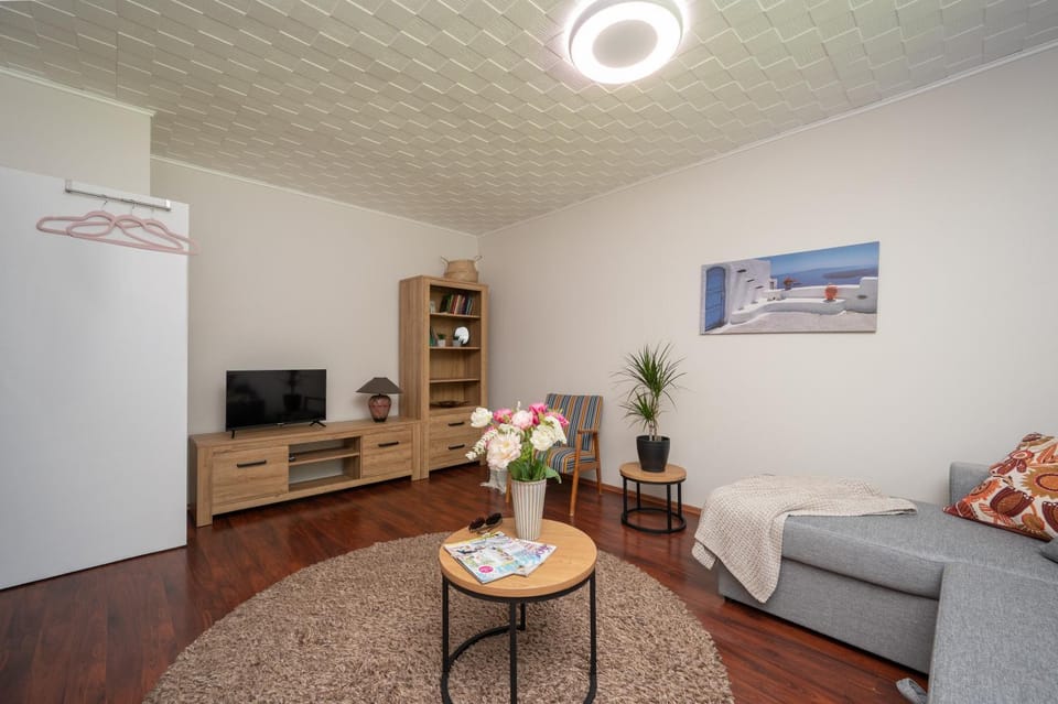 Cozy Apartment with Self Check-in & Free Parking Apartment in Estonia