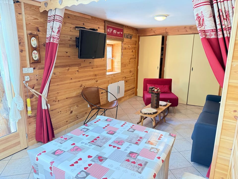 Appartement dans Chalet avec Jardin Apartment in Barcelonnette