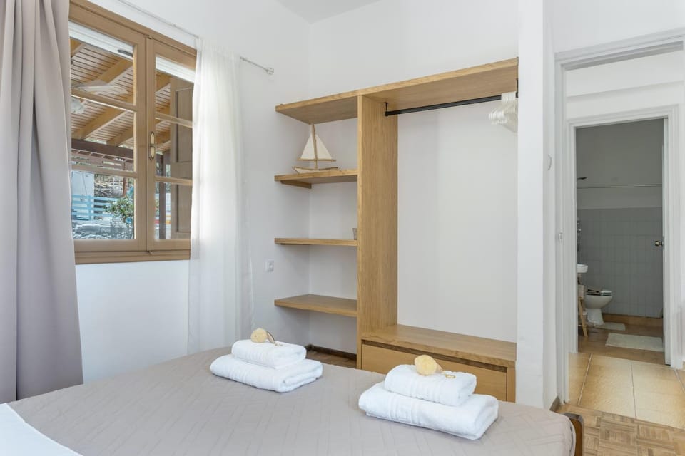 Property building, Bathroom, Living room