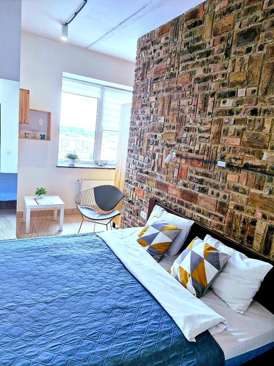 Bed, Living room, Photo of the whole room, Bedroom