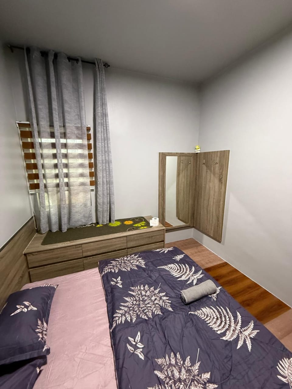 Bed, Photo of the whole room, Bedroom, wardrobe
