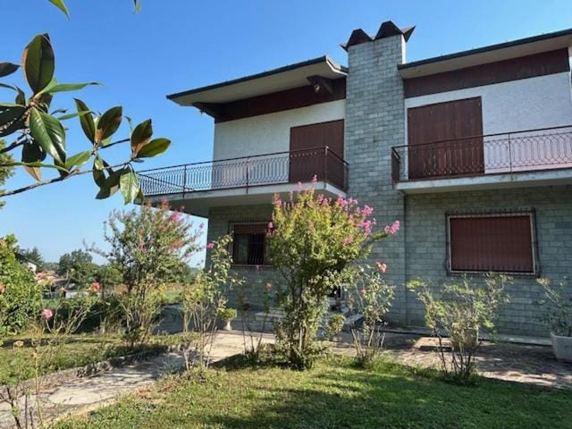 Borgo Caprari Bed and Breakfast in Emilia-Romagna