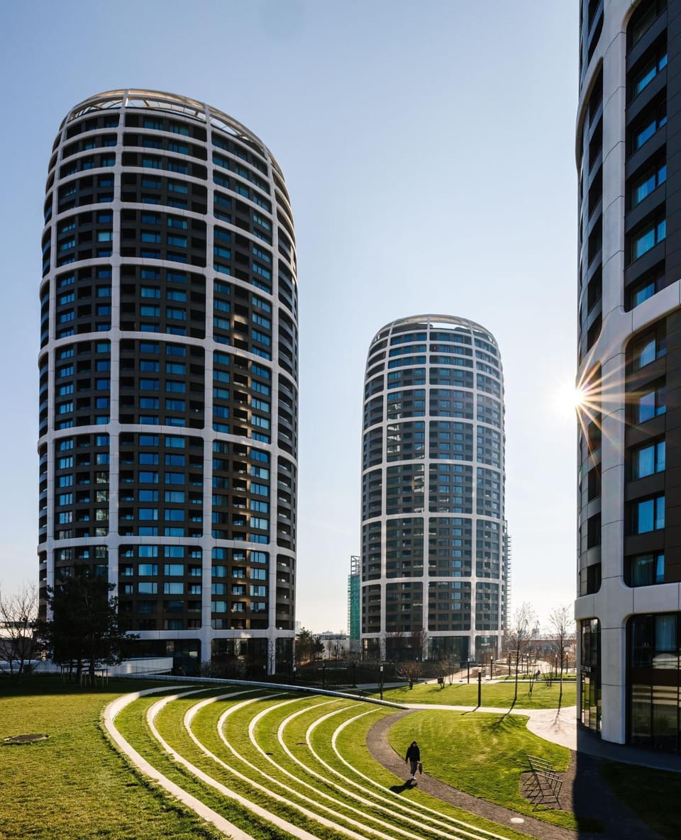 Property building, Garden view
