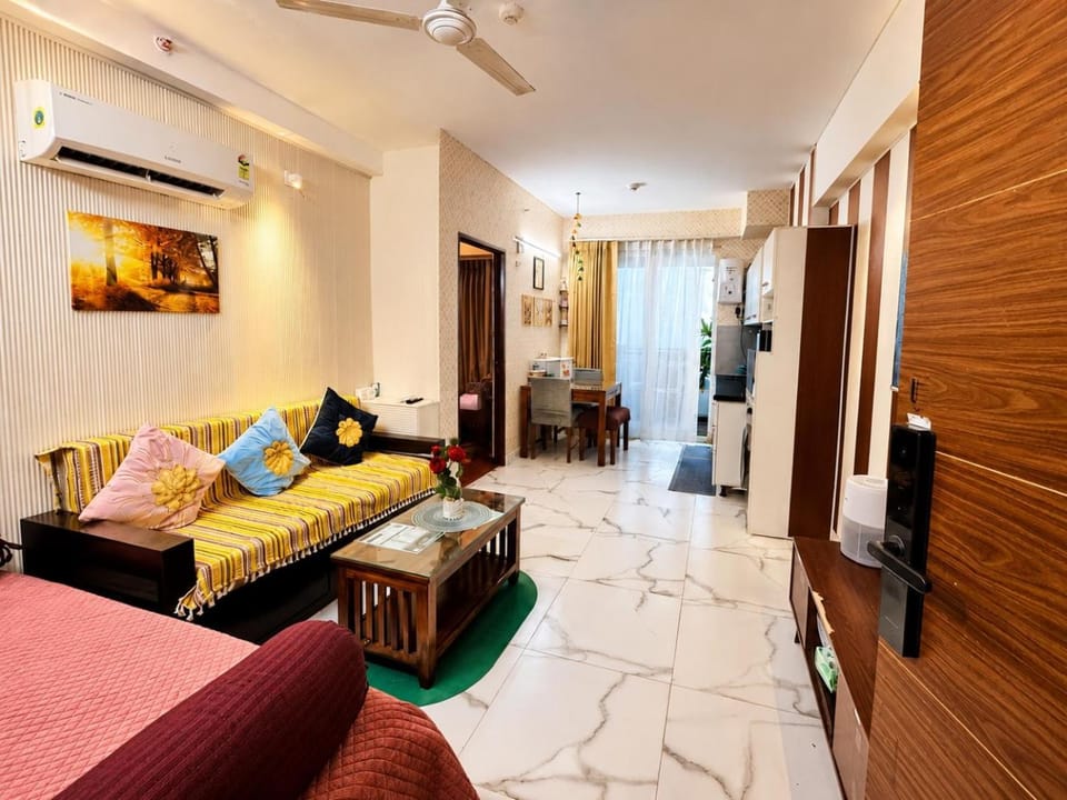 ADS STUDIO Sector-106 Gurgaon near Yashobhoomi and IGI airport Apartment in Gurugram