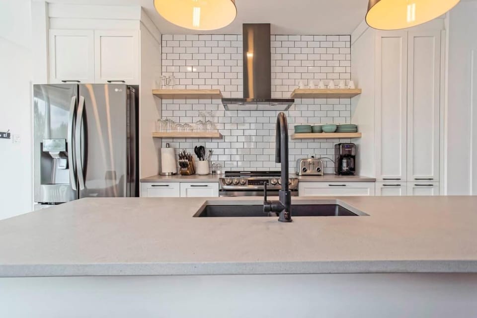 851 condo in Bromont Vieux Village mountain view Apartment in Quebec