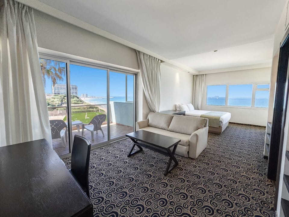 The Sharon Seaside Retreat Inn in Herzliya