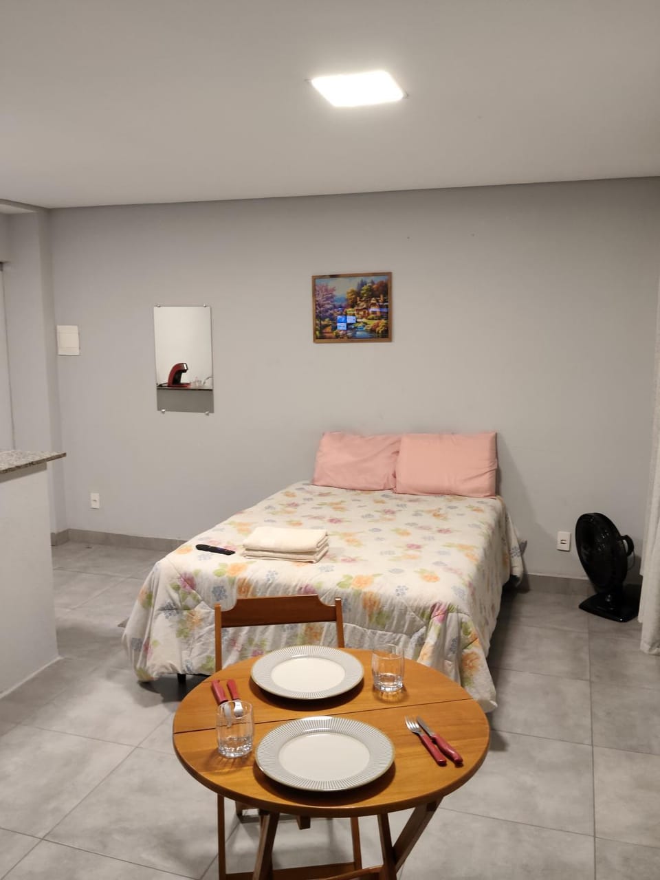 Kitnet independente muito bem localizada Apartment in Belo Horizonte
