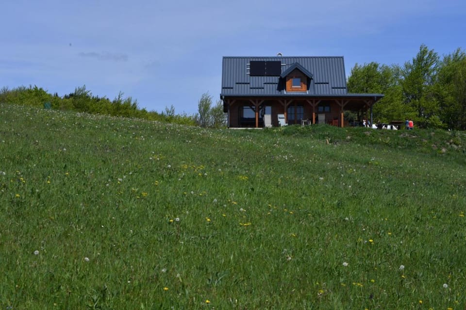 Taorska Vrela - Natura Village Villa in Zlatibor District, Serbia