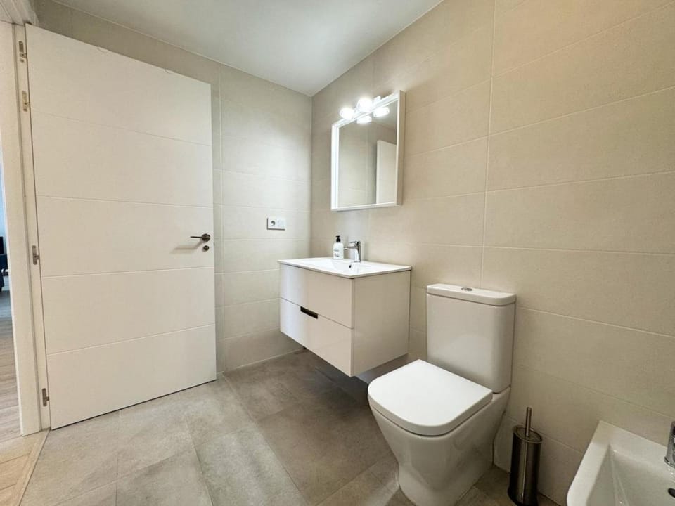 Ocean View Balcony - New Apartment 3BED 6PAX Apartment in Vigo
