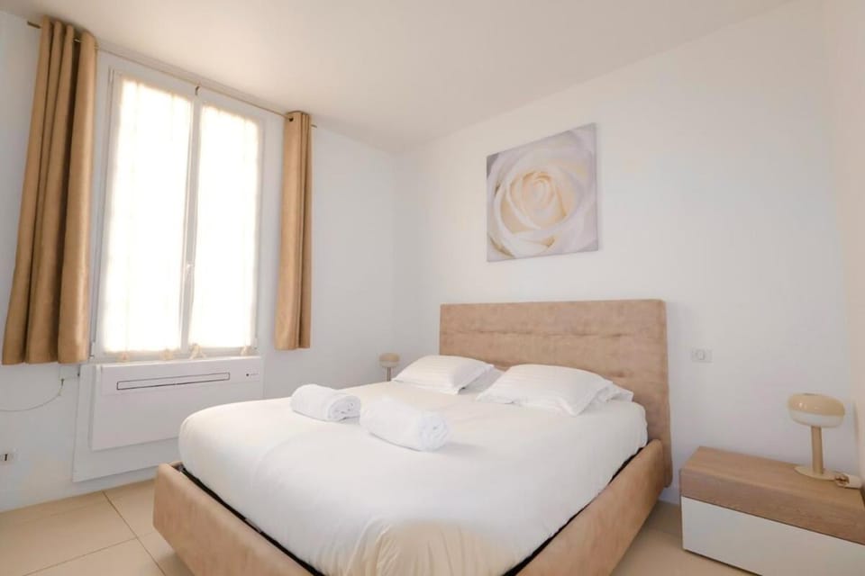 Le Nine - Apt 2 prs standing Vieil Antibes Apartment in Antibes