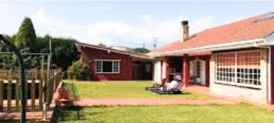 Guirigay CASA CON PISCINA House in Asturias