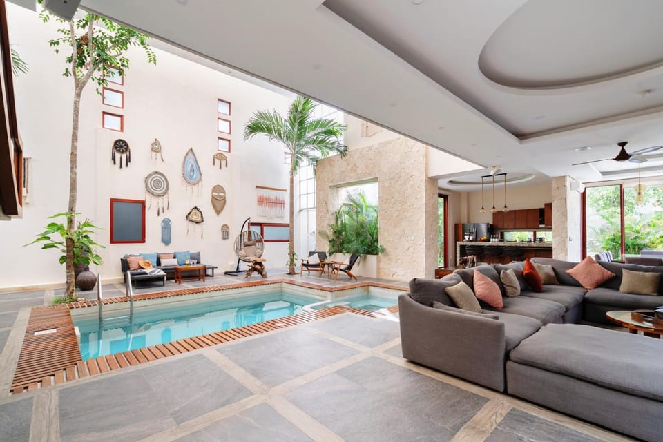 Swimming pool