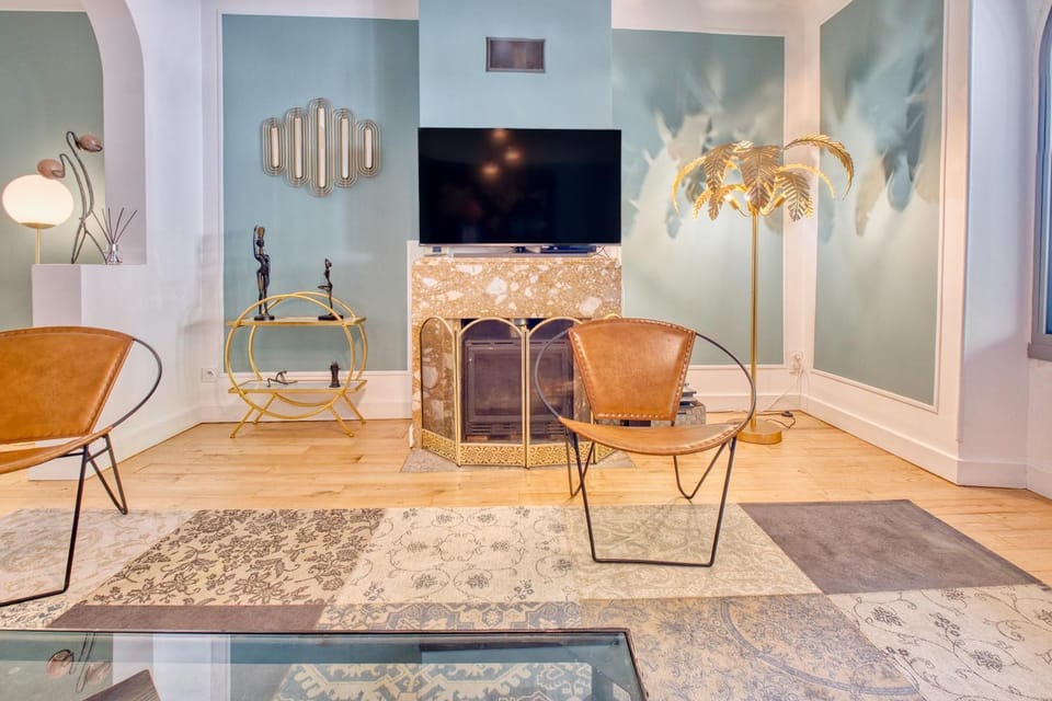 Property building, Living room