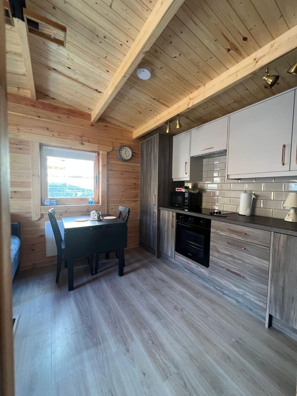 Kitchen or kitchenette, stove