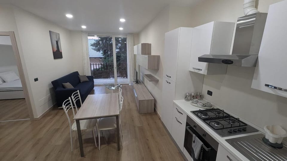 Property building, Kitchen or kitchenette, Living room