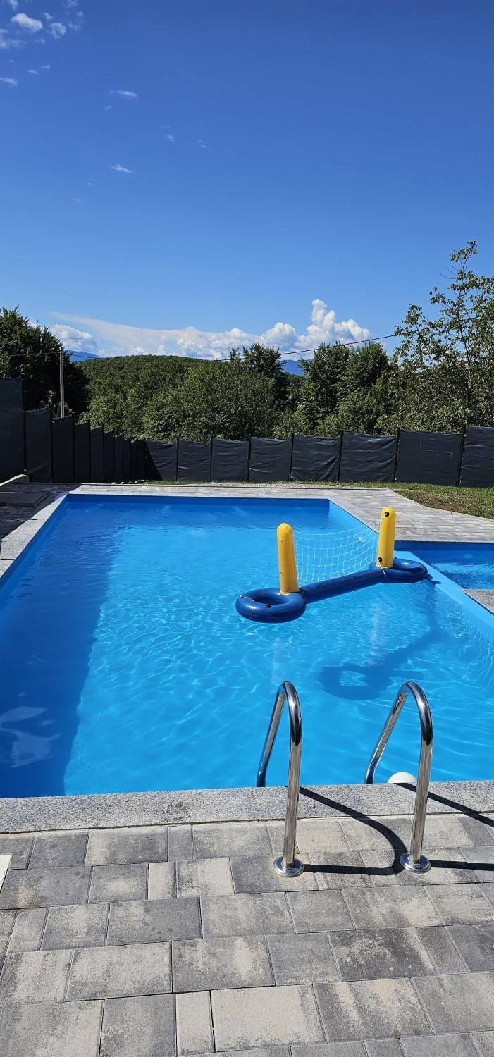 Day, Natural landscape, Pool view, Swimming pool