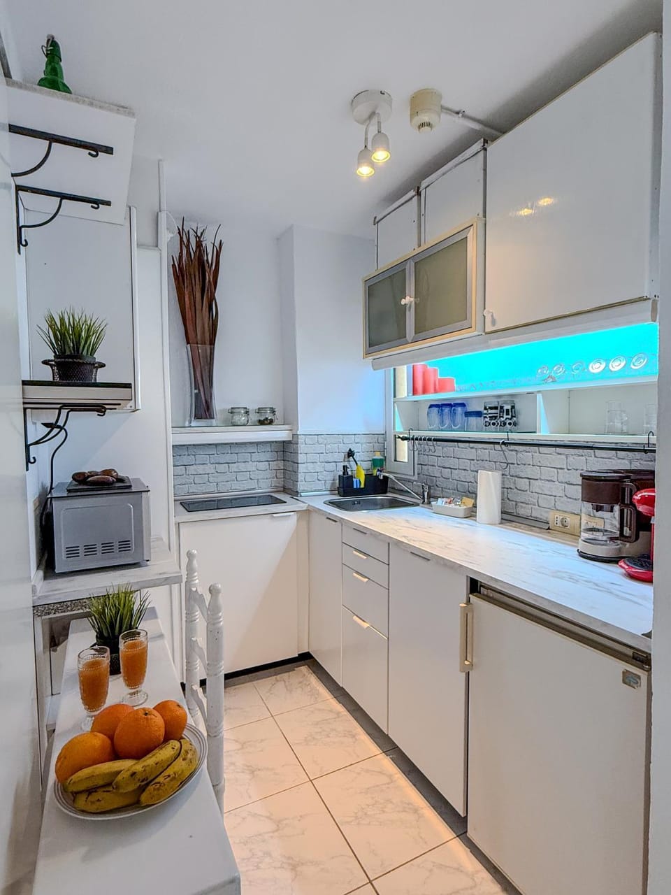 Kitchen or kitchenette, stove