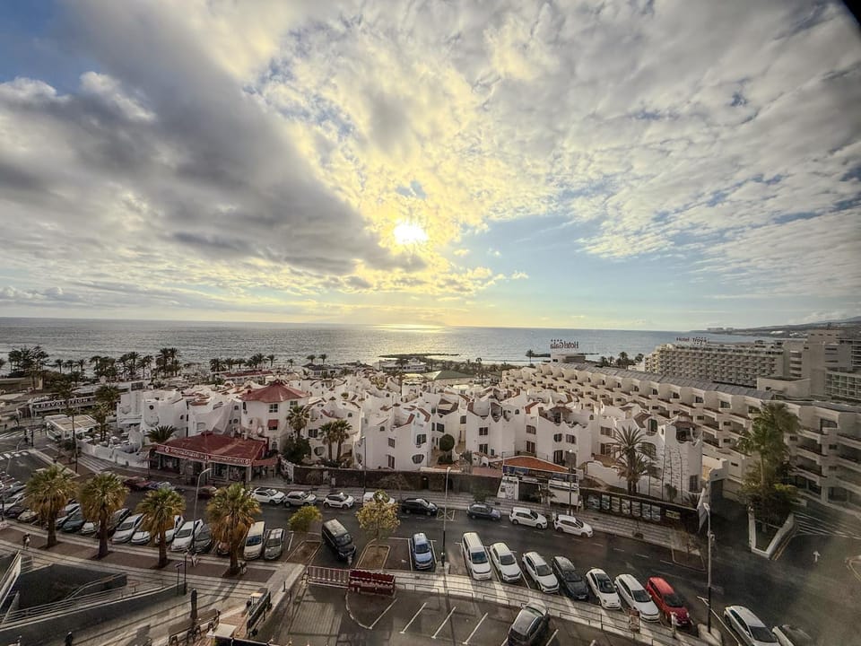 Bird's eye view, City view, Sea view, Street view, Sunset
