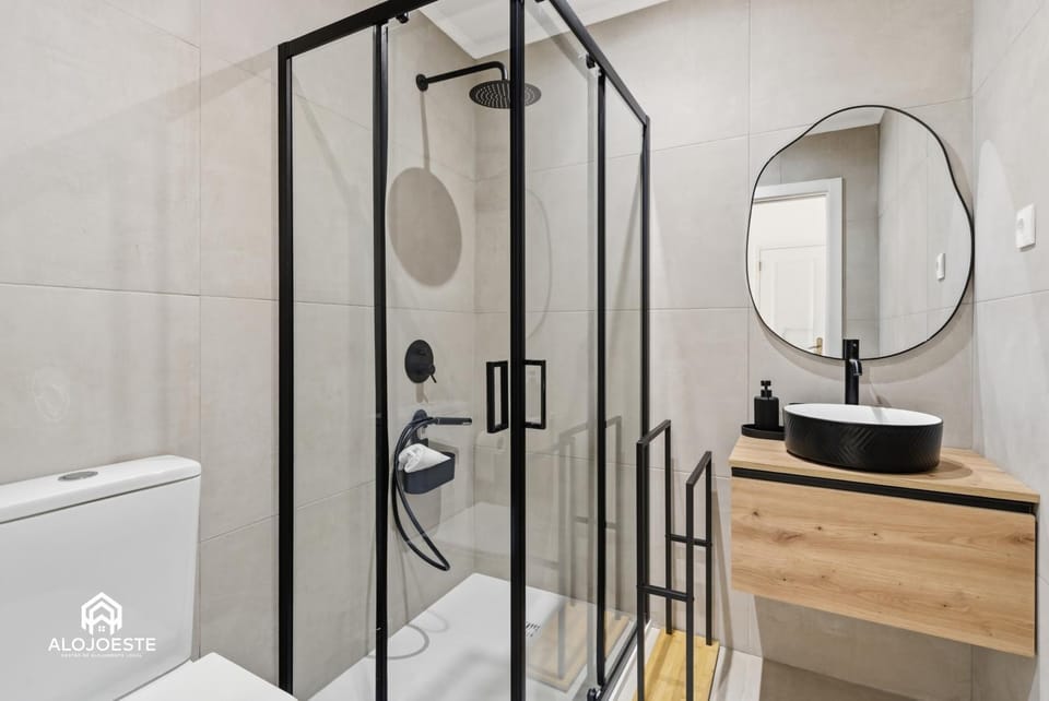 Shower, Bathroom, towels