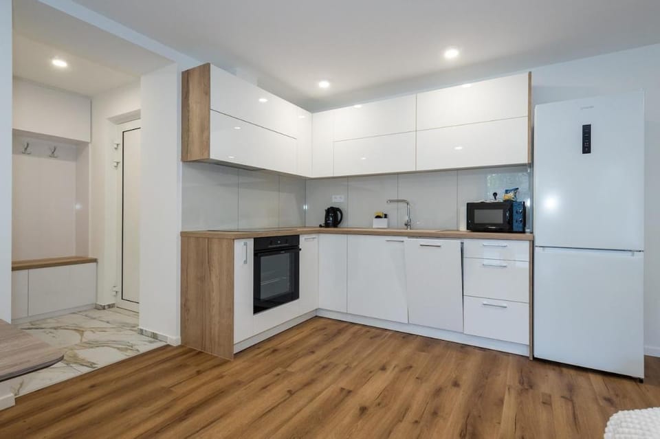dishwasher, oven, stove