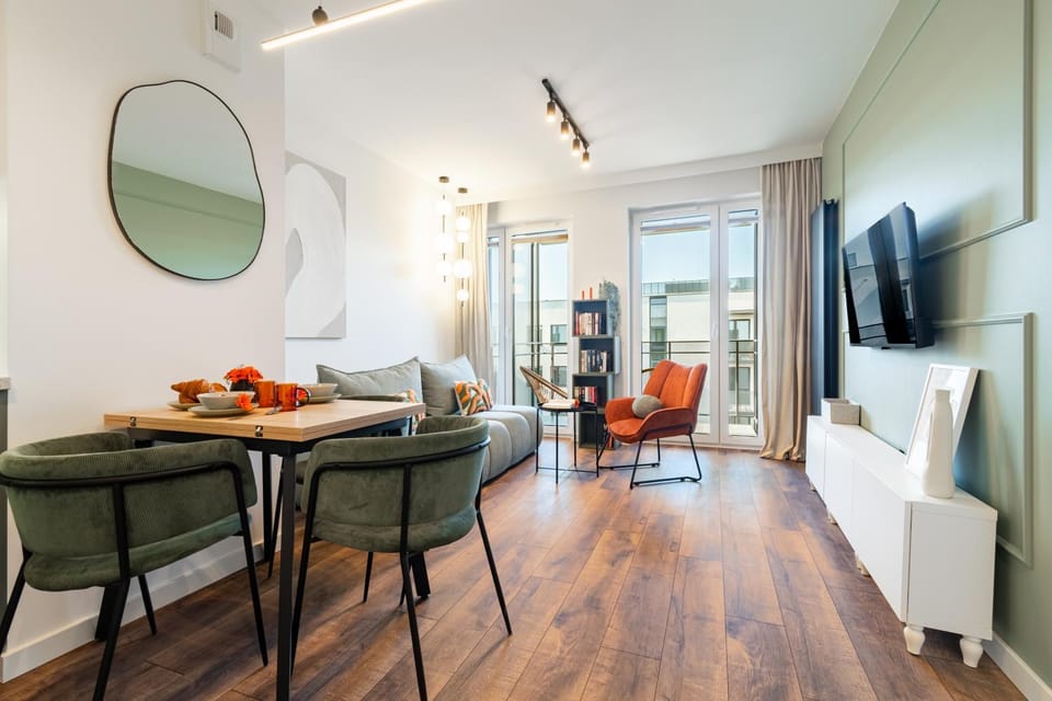 Silesia Ceglana Home - FREE PARKING - self check-in Apartment in Poland