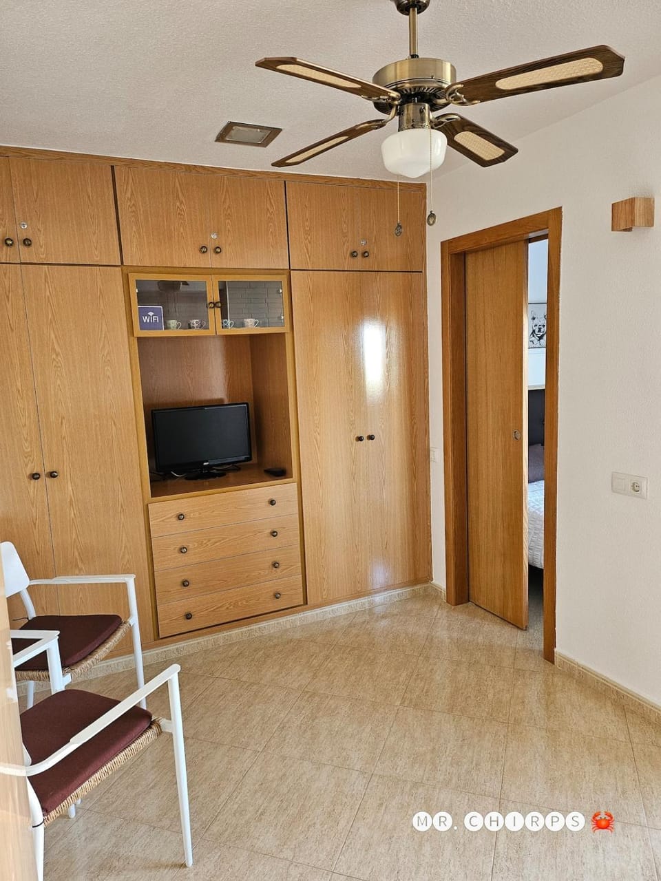 TV and multimedia, wardrobe