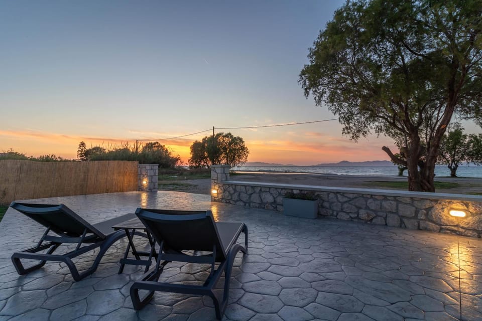 Patio, View (from property/room), Balcony/Terrace, Sea view, Sunset