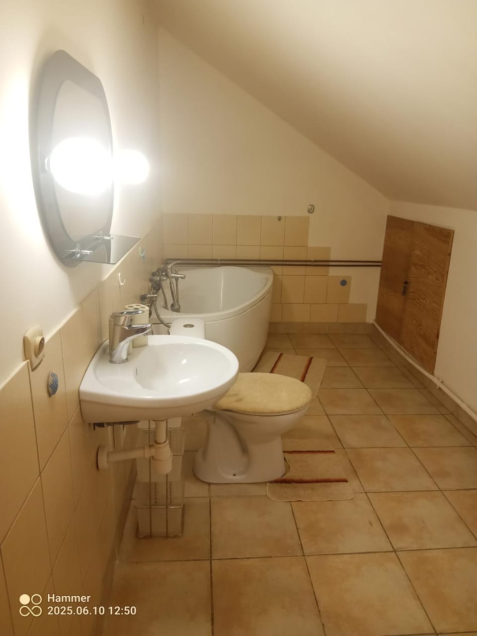 Agroturystyka Salamandra pokój nr 1 Farm Stay in Poland