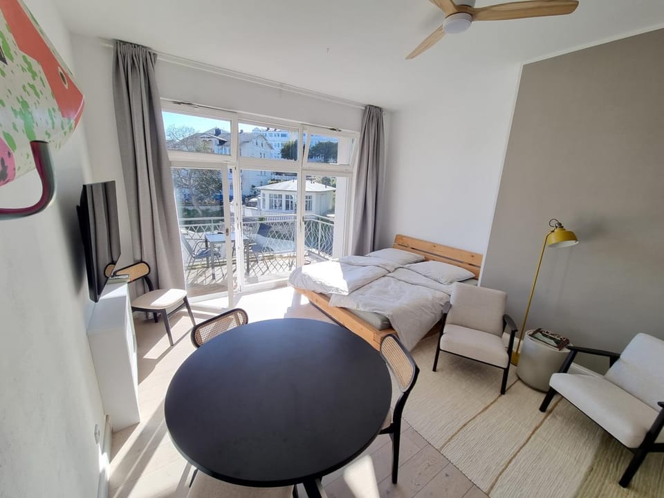 Bed, View (from property/room), Dining area