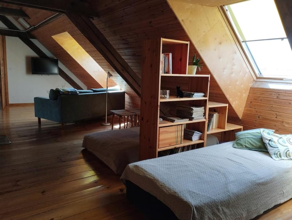 Bed, Photo of the whole room