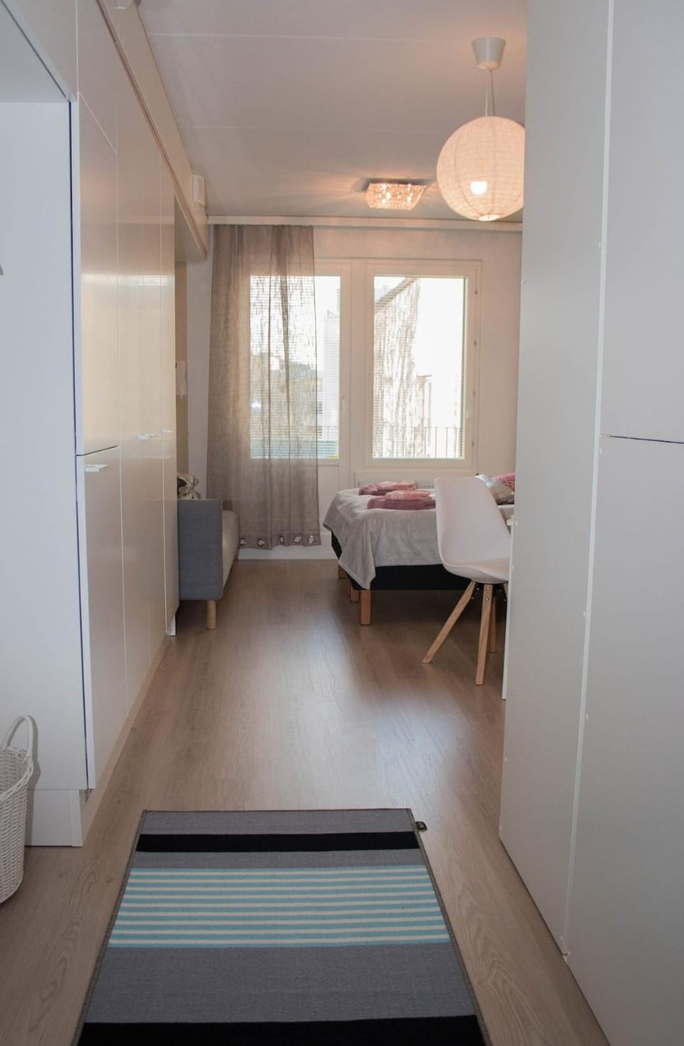 Photo of the whole room, wardrobe