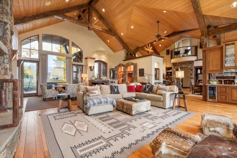 Luxury Telluride Retreat Hot Tub and Mountain View House in Mountain Village