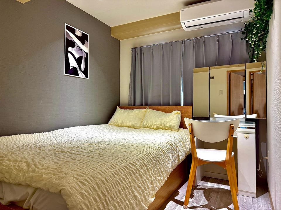 32A Ikebukuro, 2 bedrooms and 1 living room, 7 mins to ST Max 4P 池袋 全新装修 两室一厅 交通中心 车站7分钟 最大4人 直达新宿 涉谷 表参道 品川 池袋 上野 代代木 银座 原宿 Apartment in Shinjuku