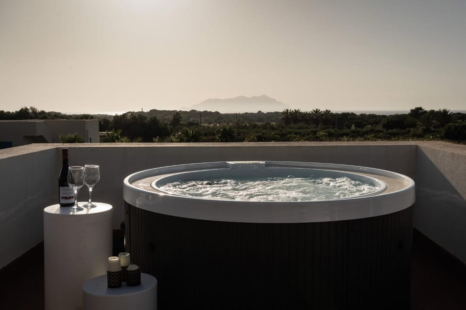 Natural landscape, Hot Tub