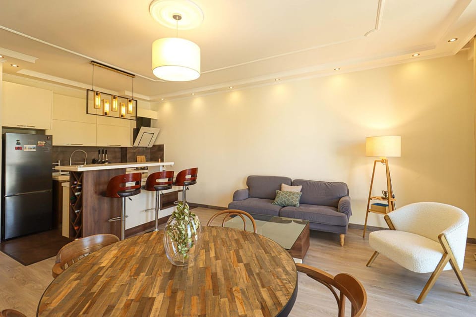Central and Comfy Tbilisi 1BR Apartment - by Wehost Apartment in Tbilisi, Georgia
