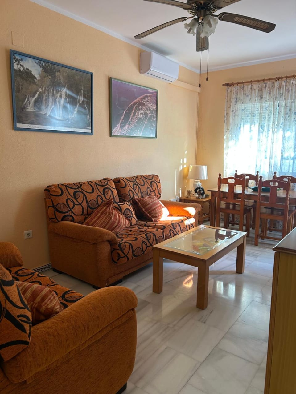 TV and multimedia, Living room, Dining area