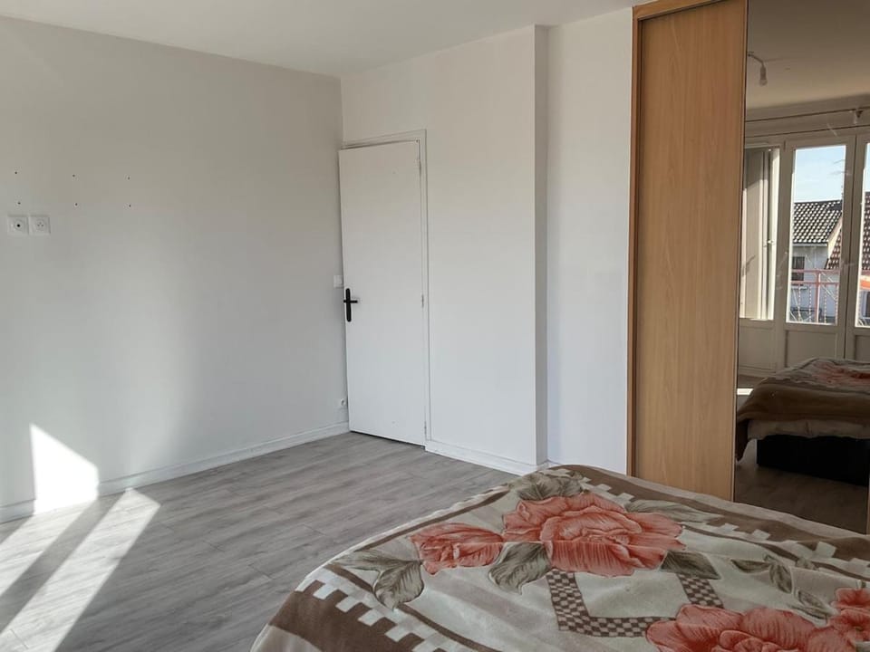 Apartment for rent in Le Blan-Mesnil Apartment in Île-de-France