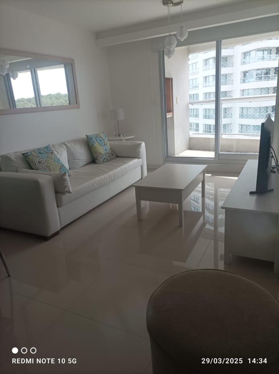 Communal lounge/ TV room, TV and multimedia