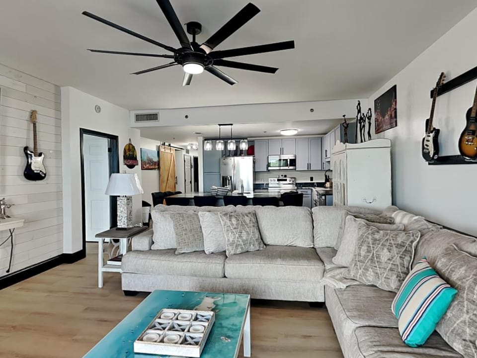 Laketown Wharf #112 - Nashville On The Beach House in Panama City Beach