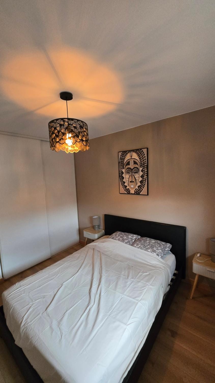 Bed, Bedroom, wardrobe