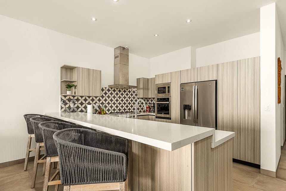 Cerritos Luxury Ocean Views & Resort Style Pool Apartment in Mexico