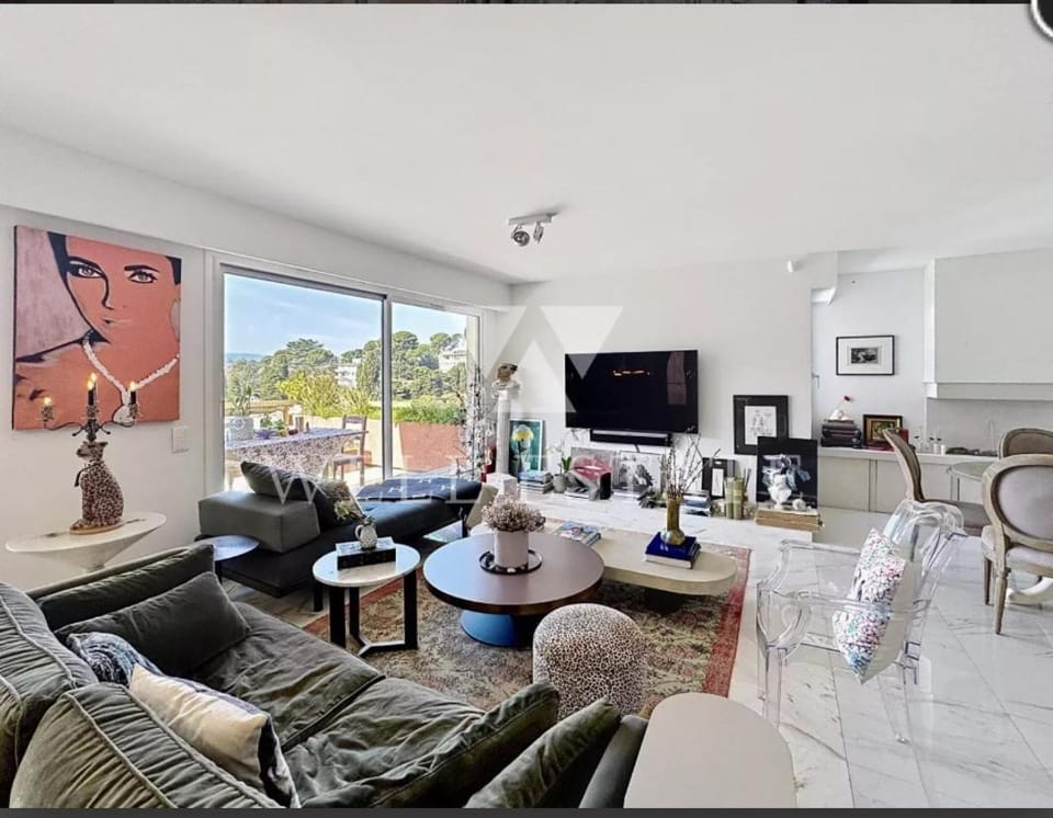Communal lounge/ TV room, TV and multimedia, Living room, Seating area