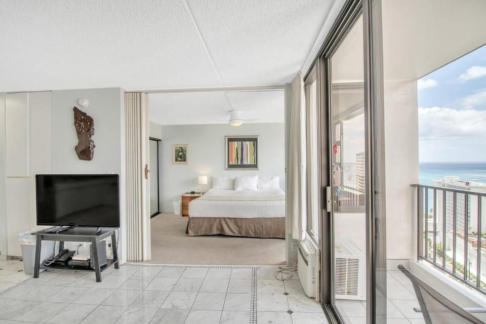Bed, View (from property/room), Bedroom