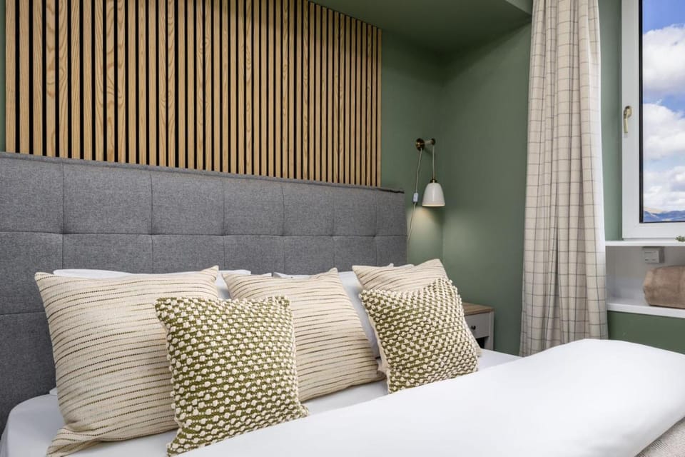 Ochill View Apartment by Stirling Train Station Apartment in Stirling
