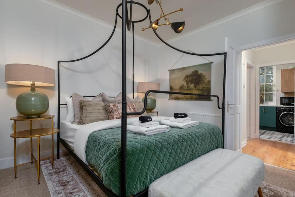 Woodland Hideaway Near Stirling Apartment in Stirling