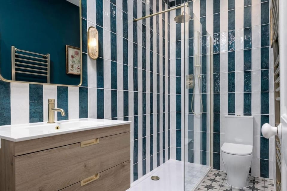 Stylish Penthouse Retreat Apartment in Stirling