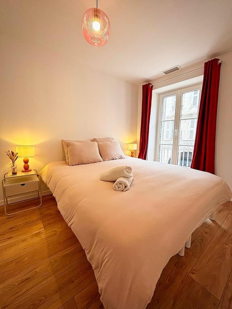 Joli Perot, Confortable, centre, 5 min du port Apartment in La Rochelle