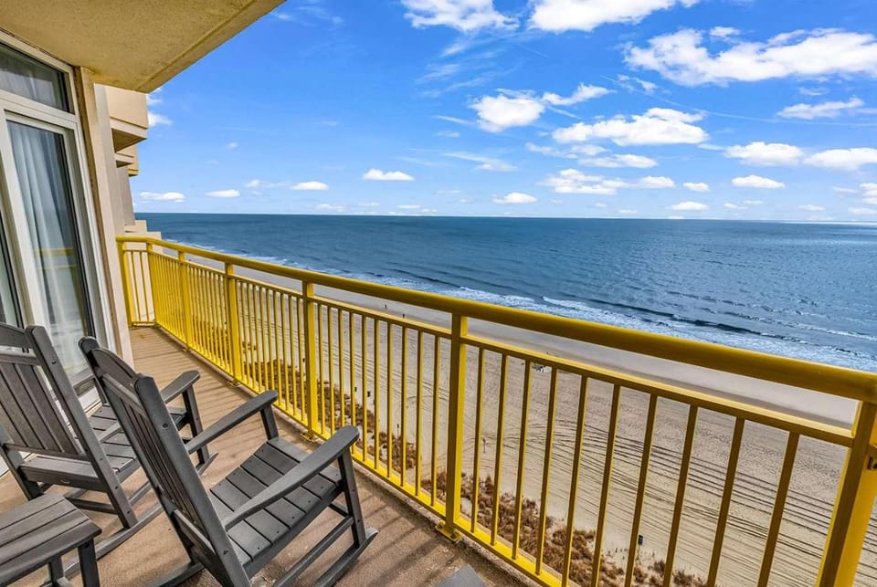 Family Friendly Oceanfront 3BR 15th Floor Bliss House in Atlantic Beach