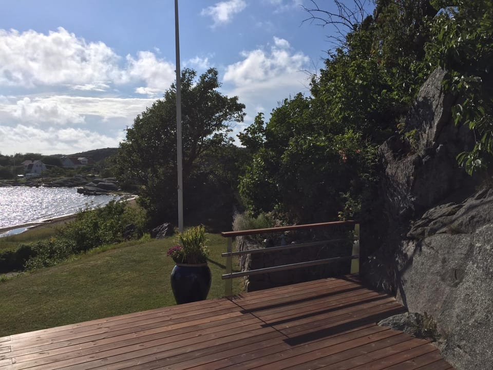 Rymligt semesterhus med havsutsikt-Strömstad Villa in Västra Götaland County