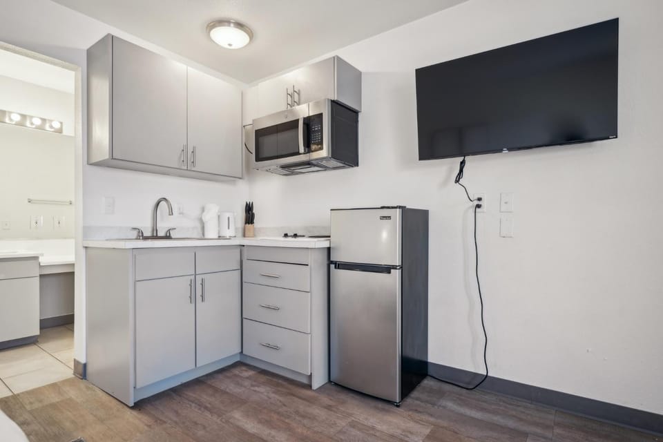 Spectra Paradise 226 I Spacious Studio Apartment in Paradise